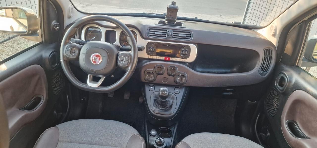 FIAT PANDA 1.3 JTM 95 CV 4X4 CROSS DEL 01/2018 CON APPENA 112.500 KM