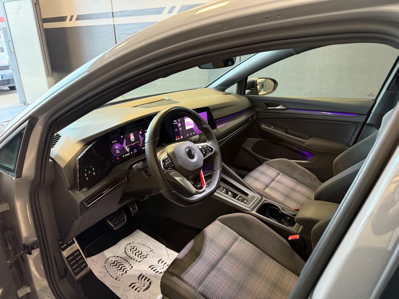 Volkswagen Golf GTI 2.0 245cv DSG