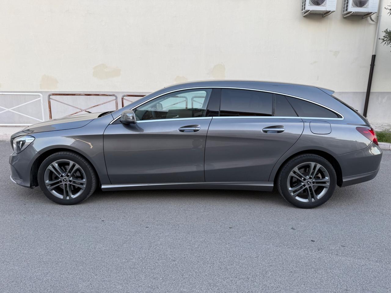 Mercedes-benz CLA 180 d Premium UNICO PROPRIETARIO