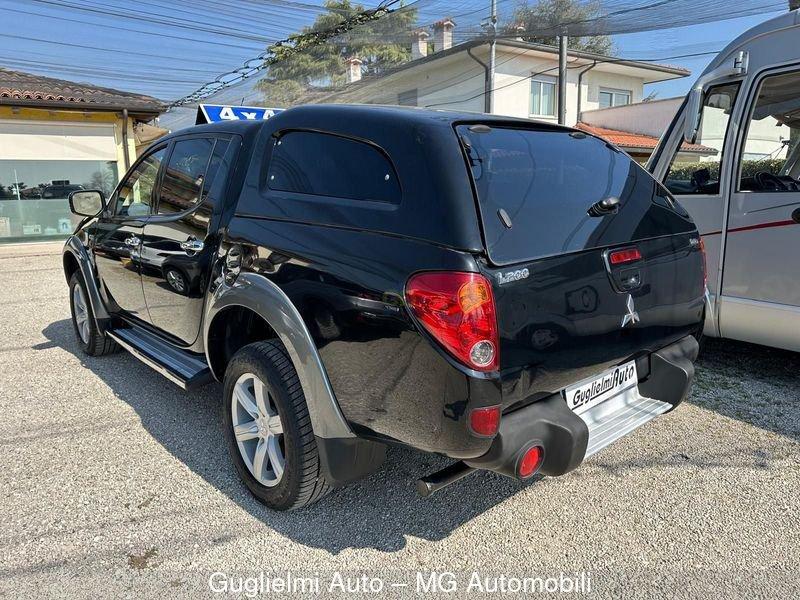 Mitsubishi L200 L200 2.5 DI-D/167CV Double Cab Warrior