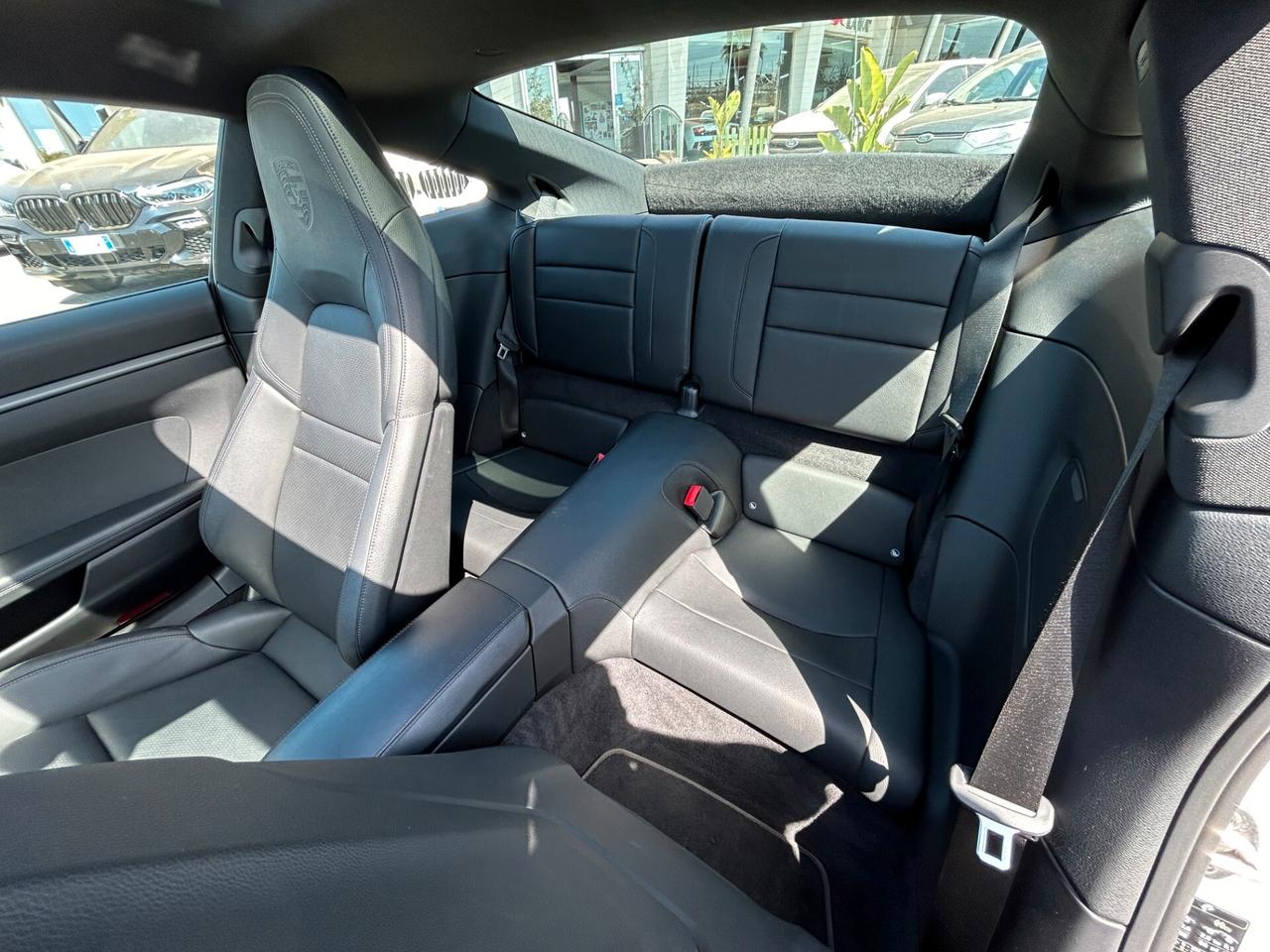 Porsche 911 992 Coupe 3.0 Carrera 4S auto