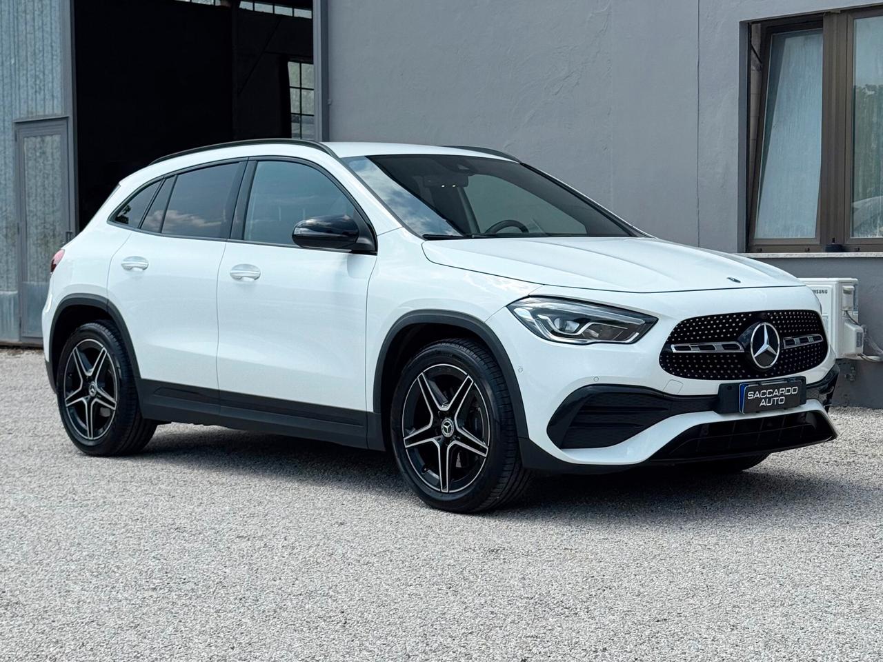 Mercedes GLA 200 d Premium AMG Night 4matic | PREZZO REALE