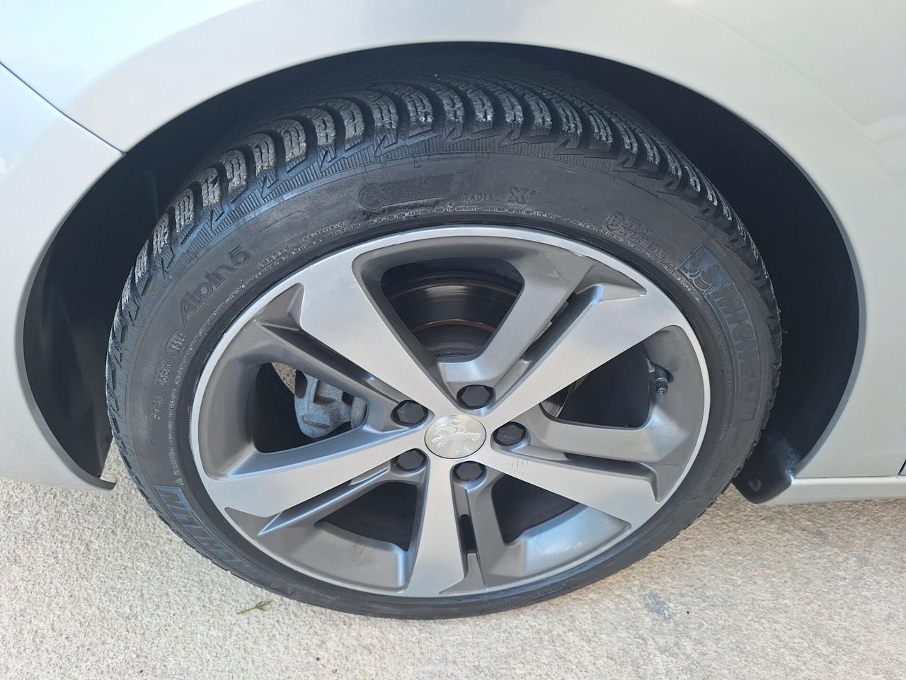 Peugeot 308 1.6 HDi "BERLINA" 114000 KM 2014