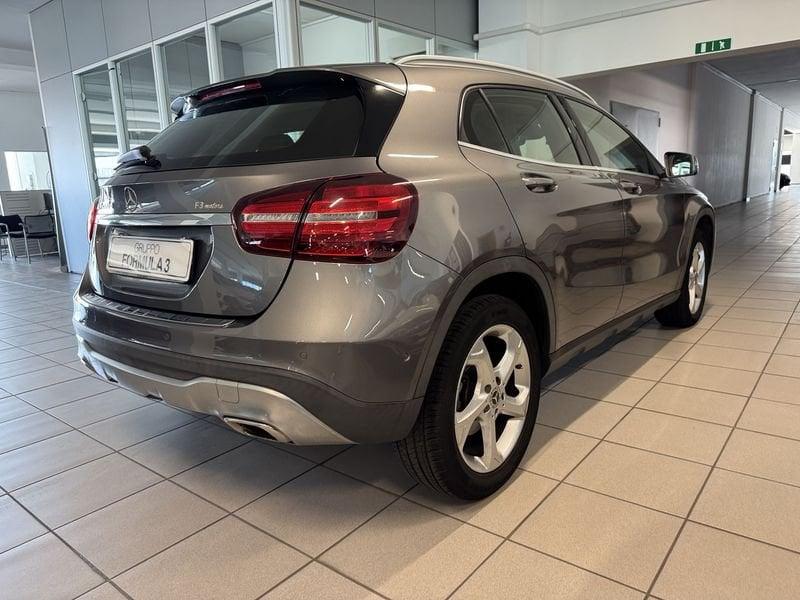 Mercedes-Benz GLA 200 d Automatic Sport