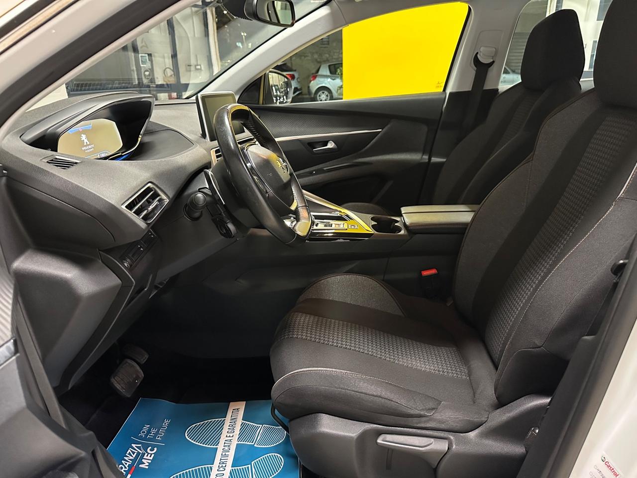 Peugeot 3008 BlueHDi 130 S&S Allure