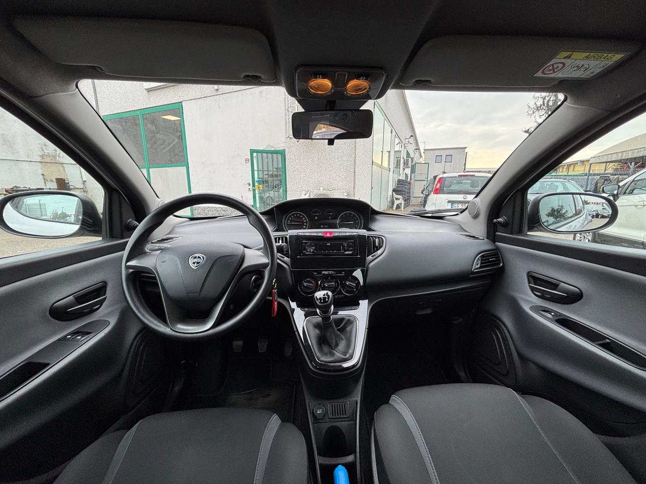 Lancia Ypsilon 1.2 69 CV 5 porte Opening Edition