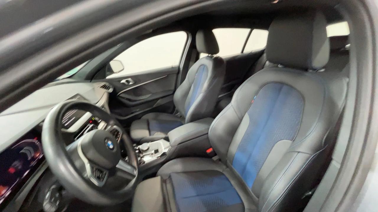 Bmw 118 118d 5p. Msport