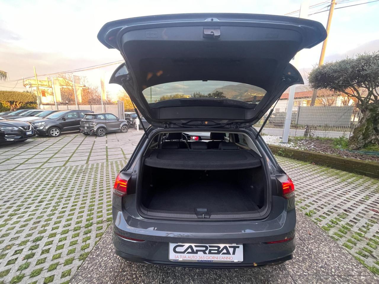 Volkswagen Golf 2.0 tdi Life 115cv dsg