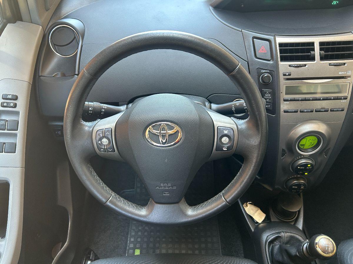 TOYOTA - Yaris - 1.4 D-4D 90CV 5p. Sol