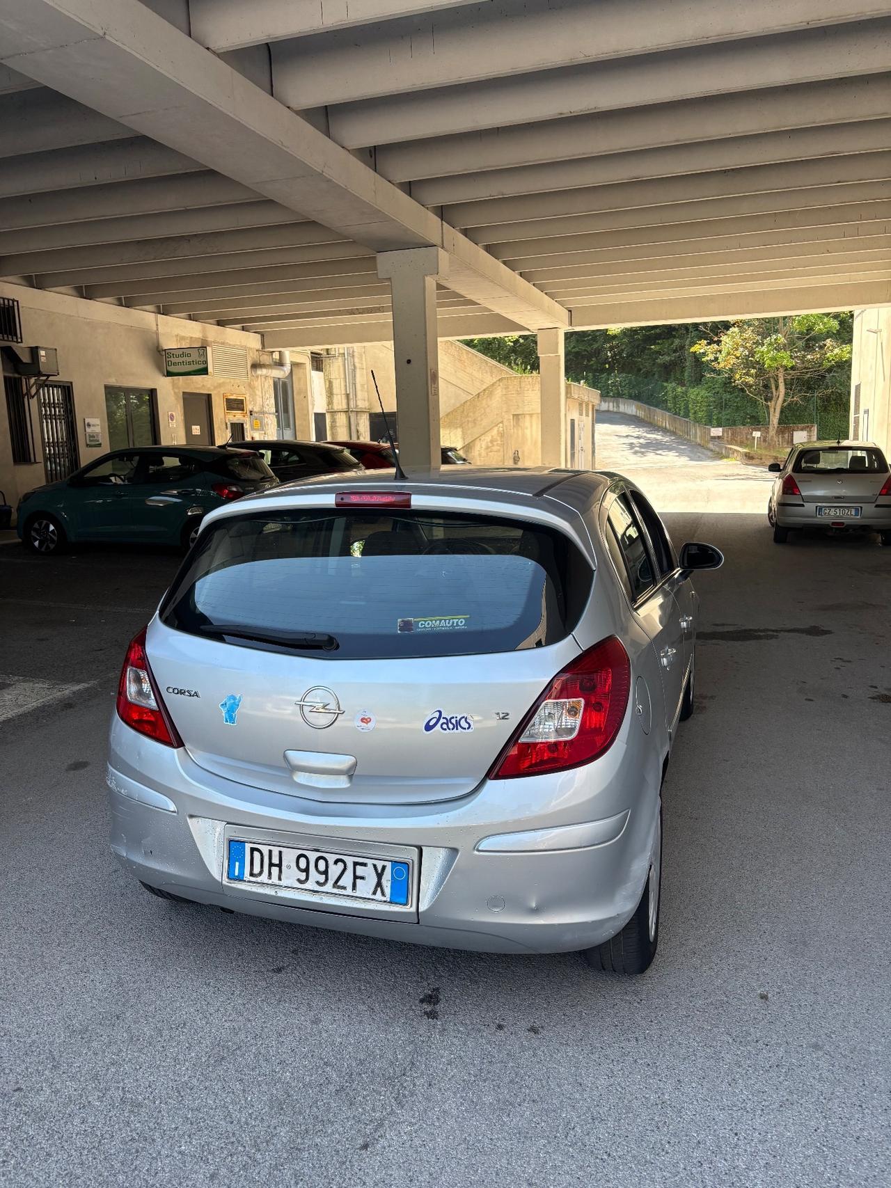 Opel Corsa 1.2 5 porte Easytronic Cosmo