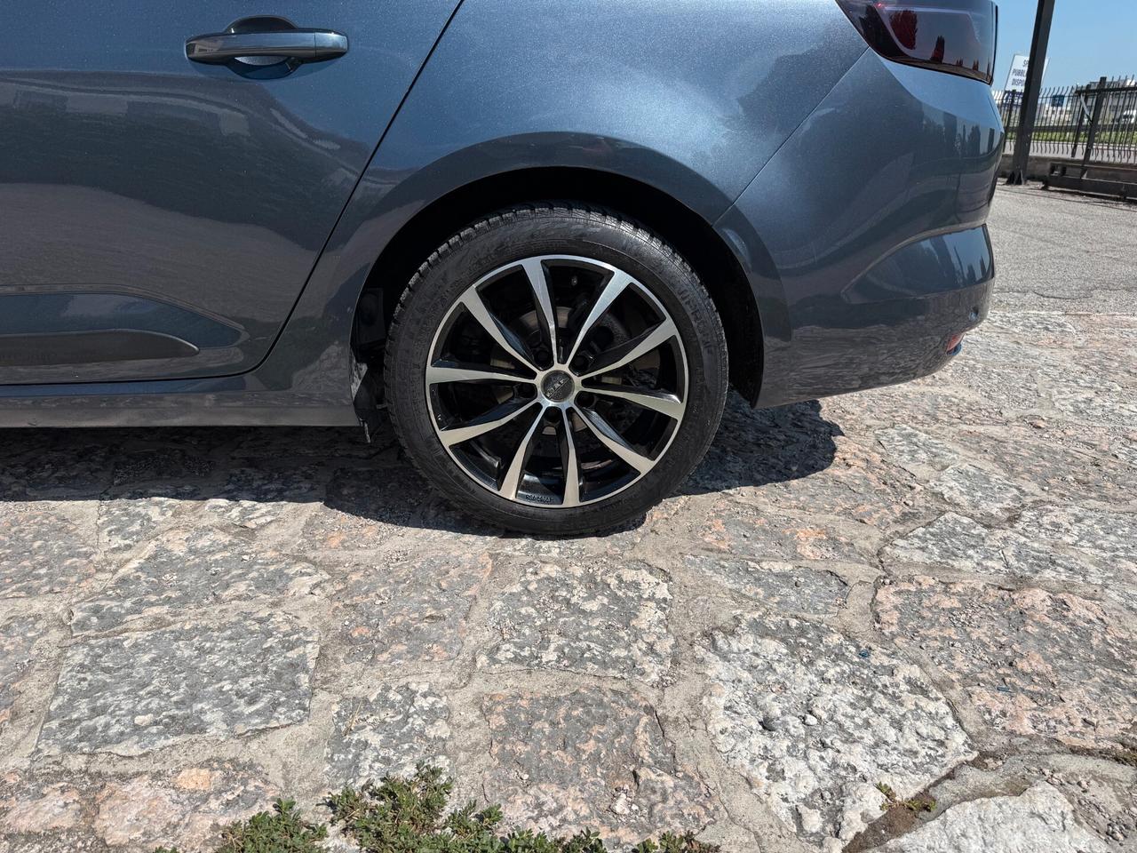 Renault Megane Mégane Sporter dCi 8V 110 CV EDC Energy Bose