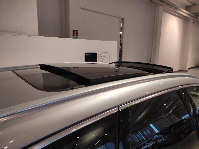 VOLVO XC60 (2017-->) - XC60 T6 Recharge Plug-in Hybrid AWD Inscription Expression