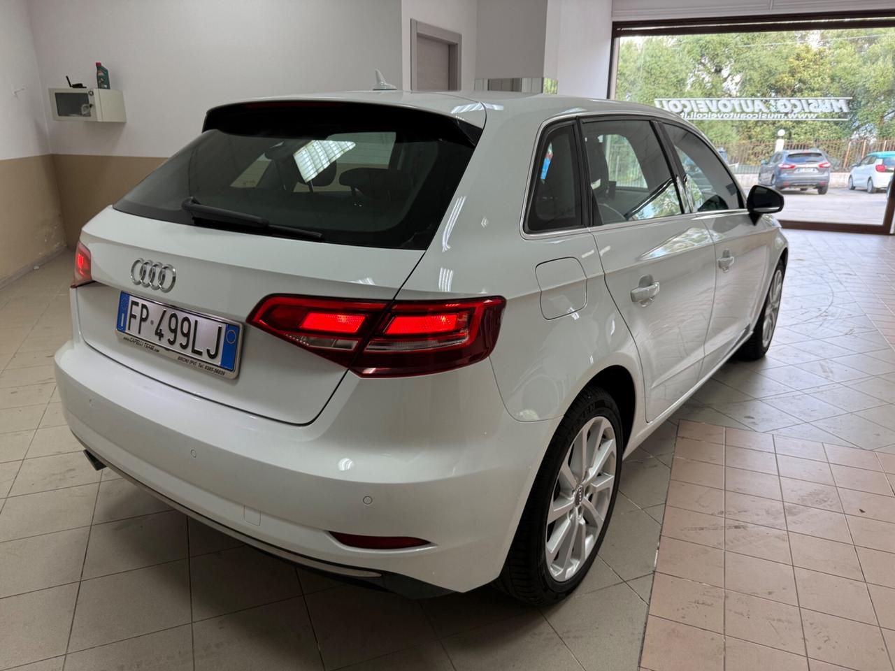Audi A3 1.6 TDI 116 CV S tronic Sport