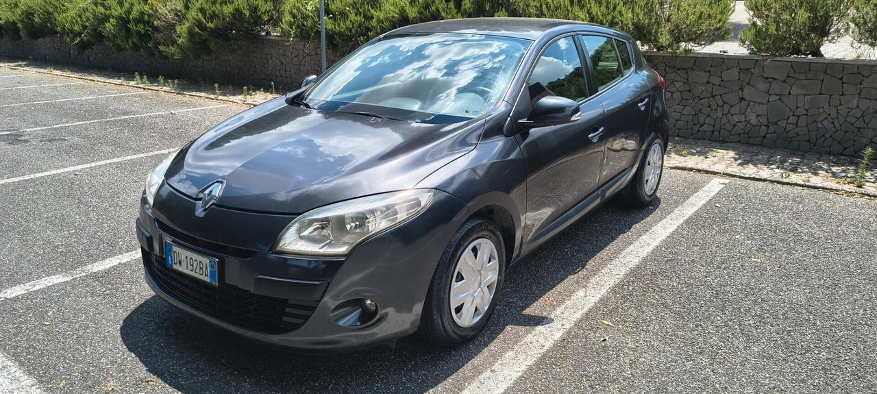 Renault Megane Mégane 1.5 dCi 110CV Dynamique