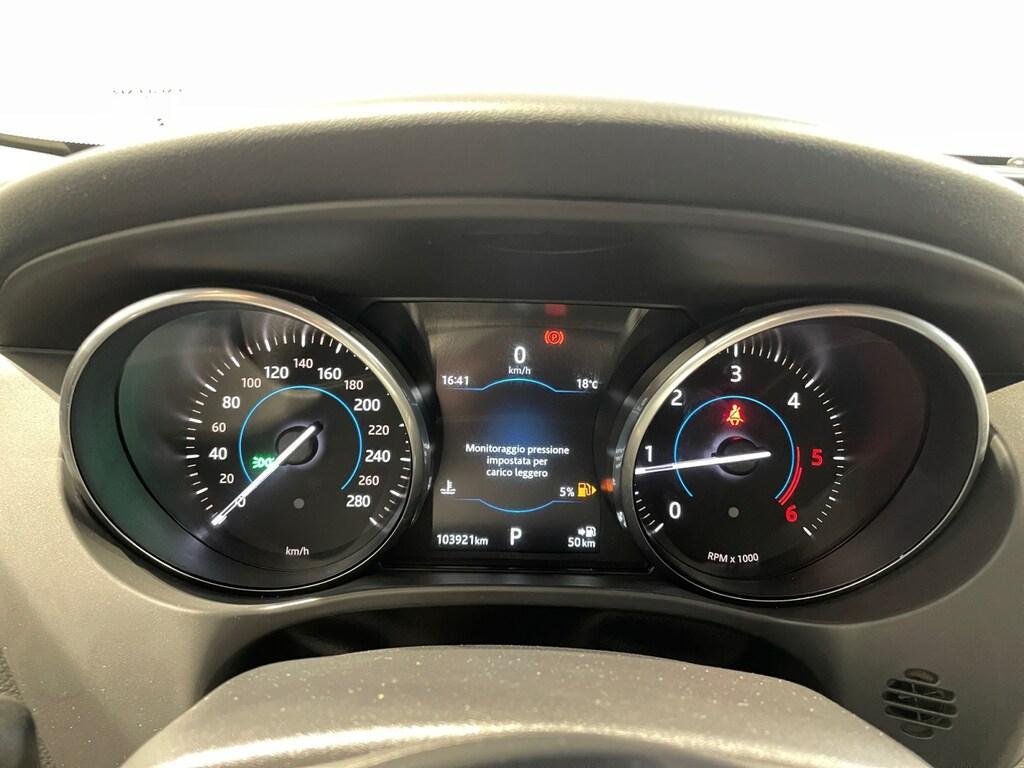 Jaguar F-Pace 2.0d i4 Pure 180cv auto my18