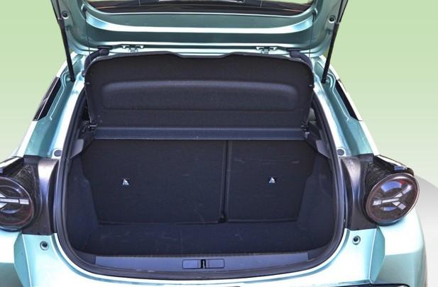 LANCIA NUOVA YPSILON hybrid - LX 1.2