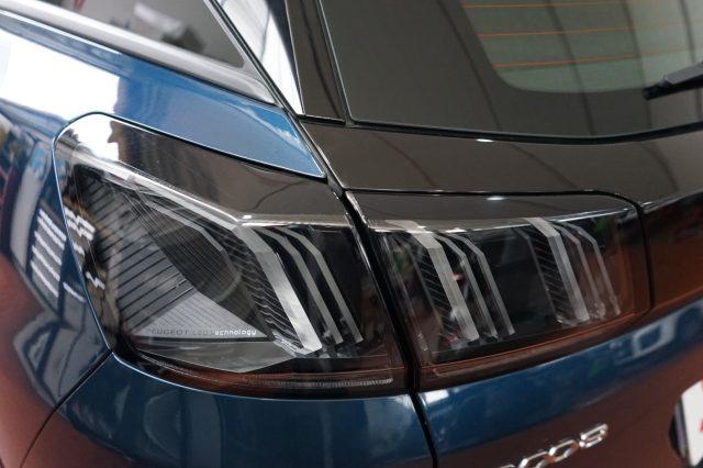 PEUGEOT 3008 BlueHDi 130 S&S EAT8 Active Business