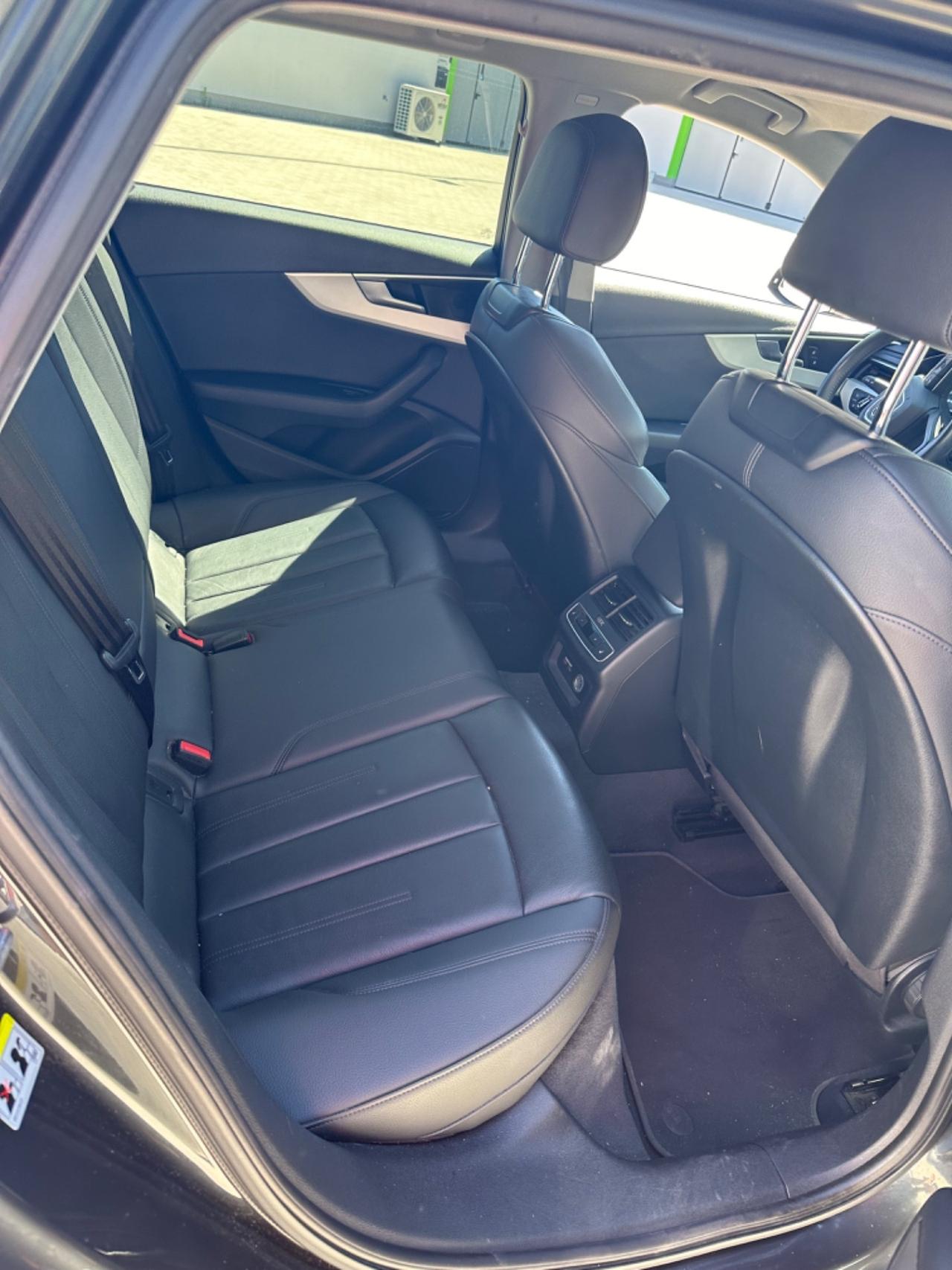 Audi A4 2.0 TFSI ultra S tronic Business