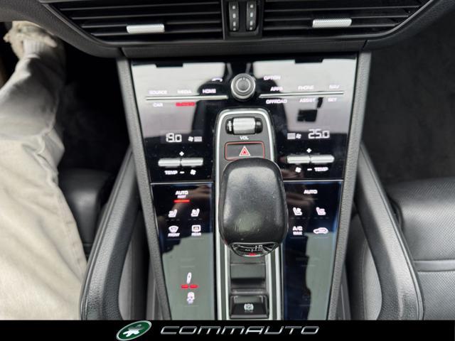 PORSCHE Cayenne Coupé 3.0 V6