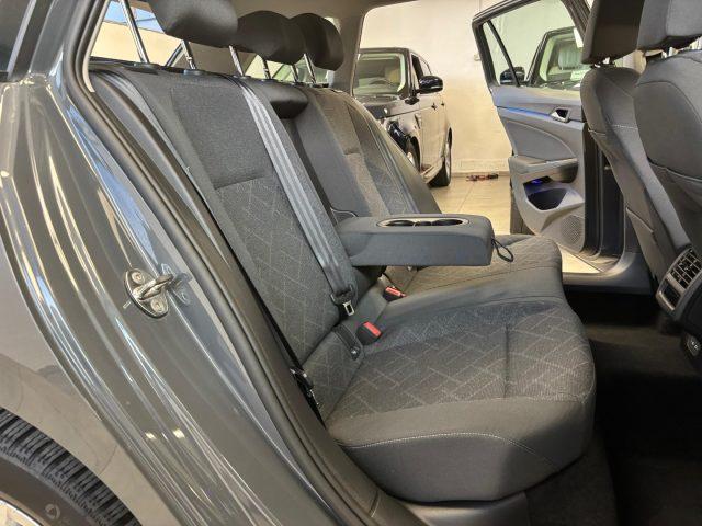 VOLKSWAGEN Golf Variant 2.0 TDI SCR DSG *UNICO PROPRIETARIO*