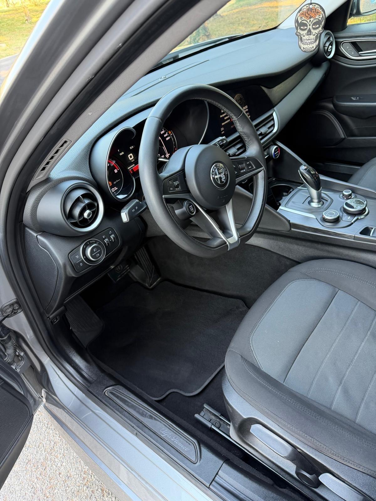 Alfa Romeo Giulia 2.2 Turbodiesel 150 CV AT8 Super