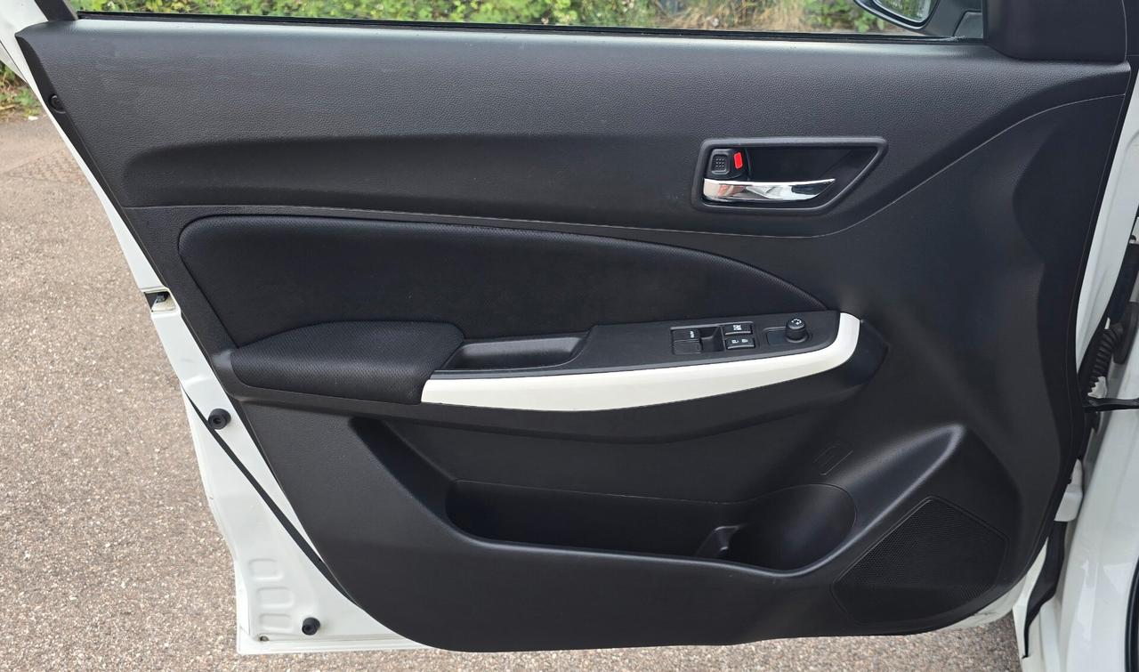 Suzuki Swift 1.2 Dualjet Cool