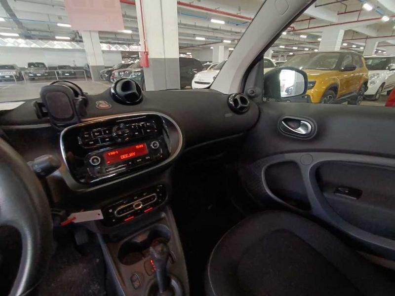 smart fortwo 3ª s. (C453) 70 1.0 Youngster