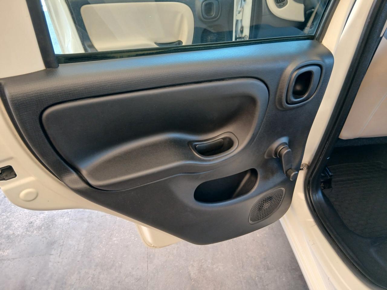 Fiat Panda 1.2 benzina full anno fine 2014