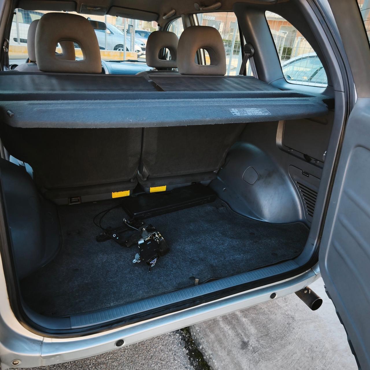 Toyota RAV 4 RAV4 2.0 Tdi D-4D cat 5 porte