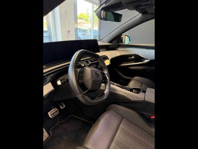 PEUGEOT 5008 3ª serie - Hybrid 145 e-DCS6 GT
