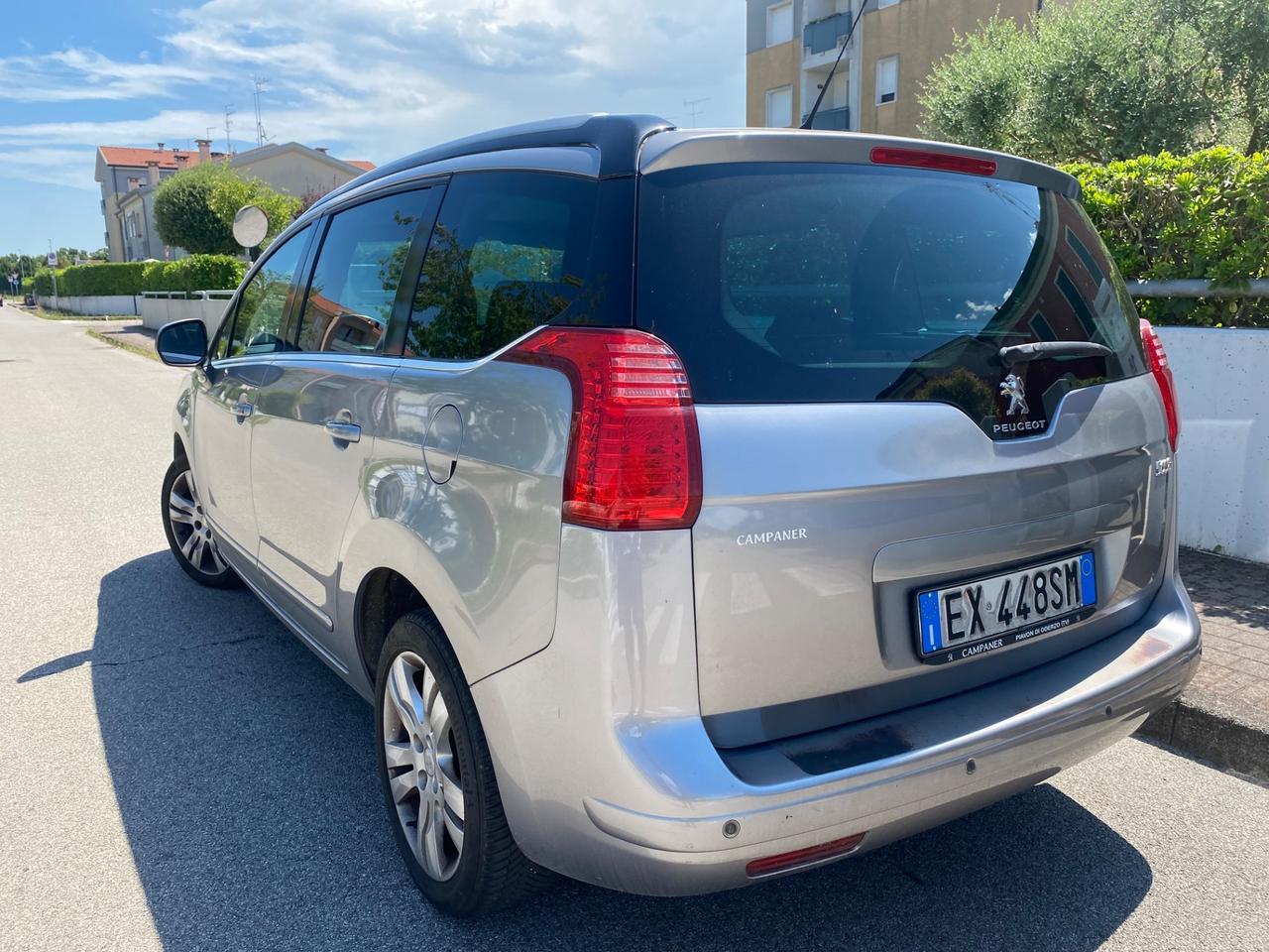 Peugeot 5008 2.0 HDi 150CV Business