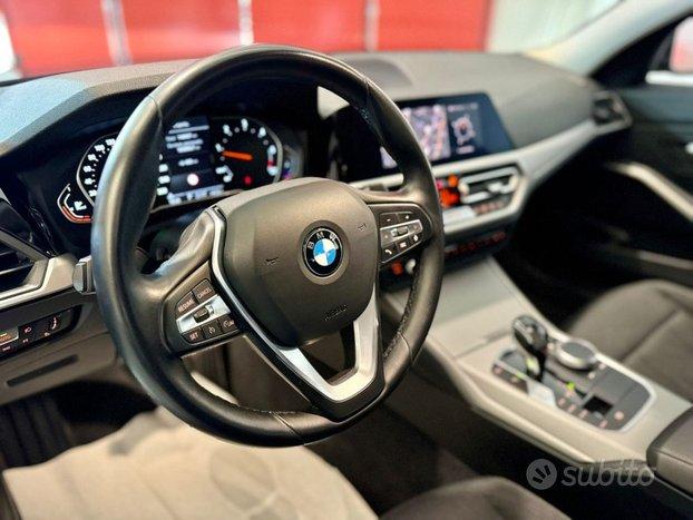 BMW 320 d xDrive Touring ** TUTTA TAGLIANDATA BM