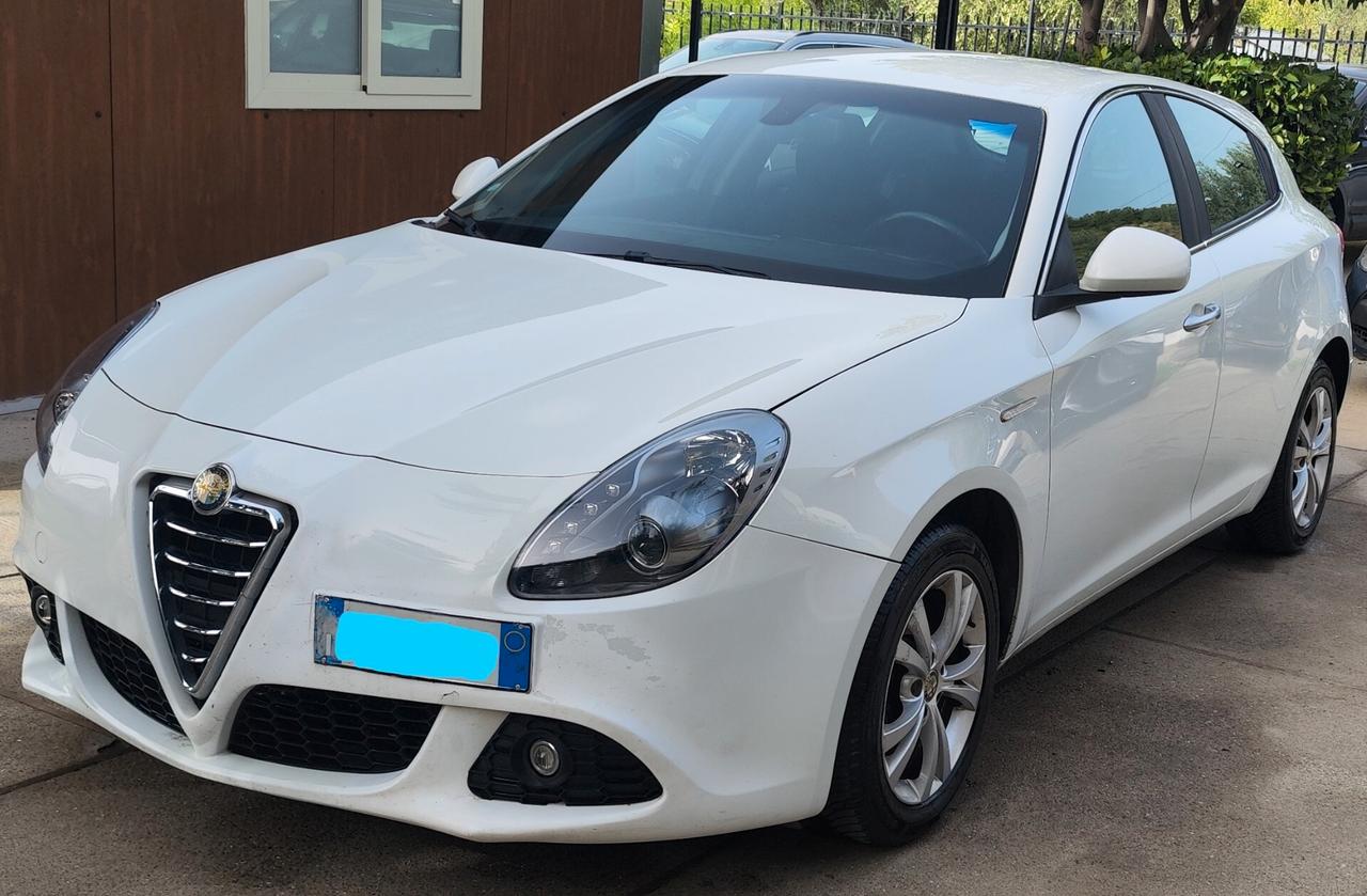 Alfa Romeo Giulietta 1.6 JTDm-2 105 CV Exclusive