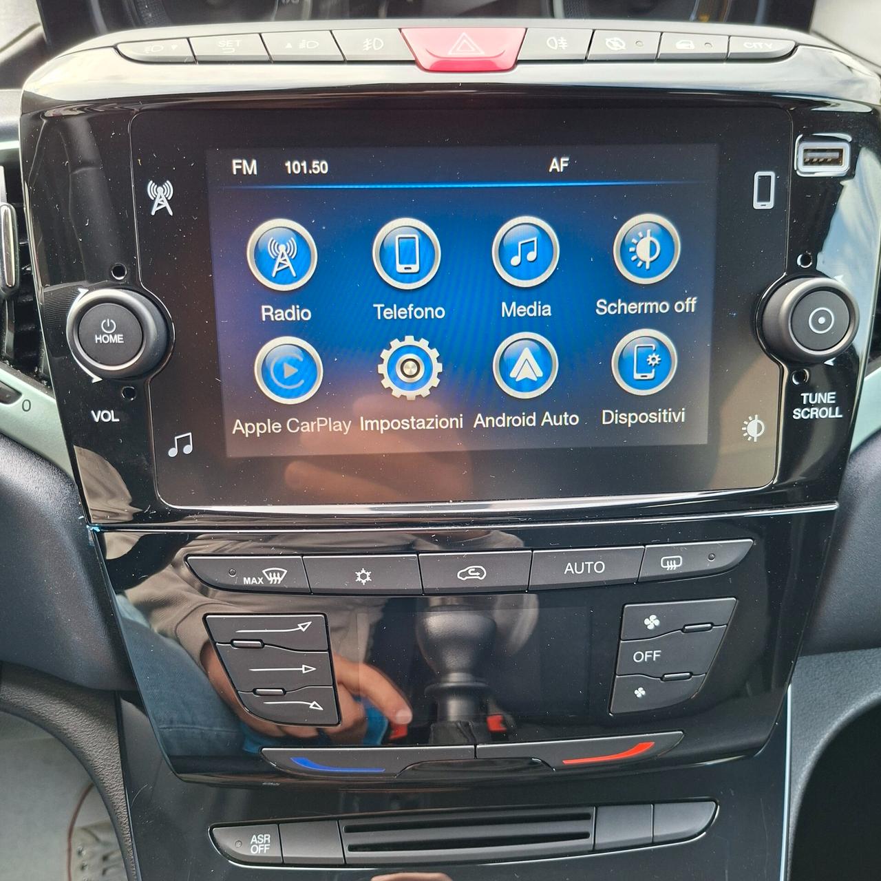 Lancia Ypsilon 1.0 Bz 70 Cv Hybrid Gold +