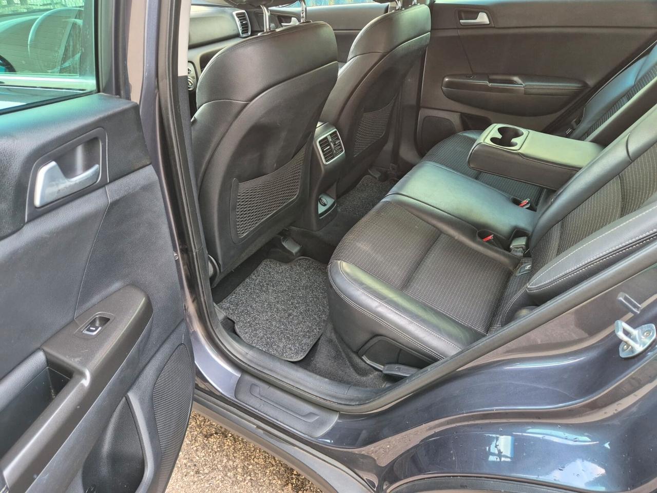 Kia Sportage 1.7 CRDI 141 CV DCT7 2WD Business Class