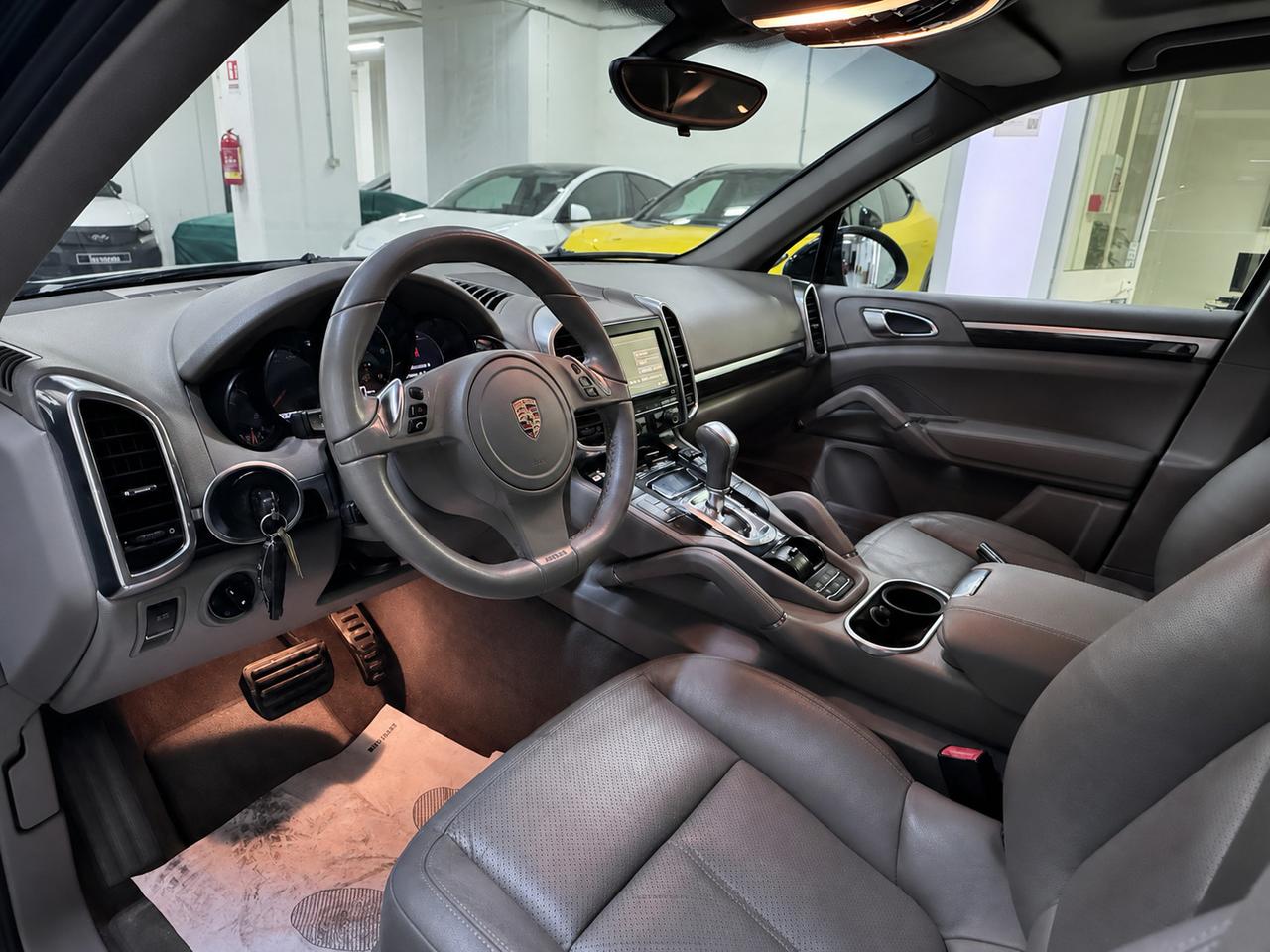 Porsche Cayenne 3.0 V6 tdi 245cv tiptronic