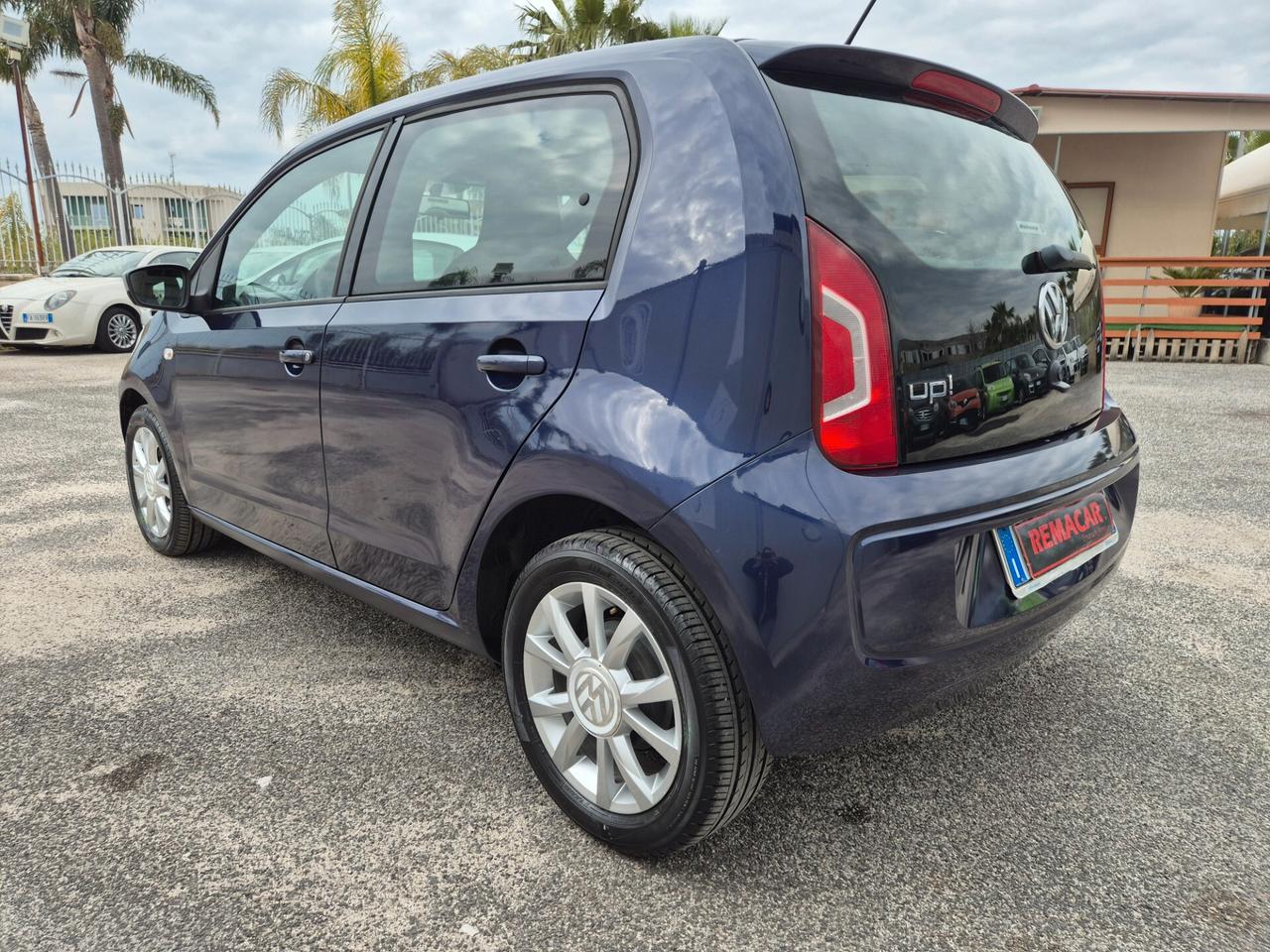 Volkswagen UP! 1.0 5p. NUOVA FULL OPTIONAL 2015