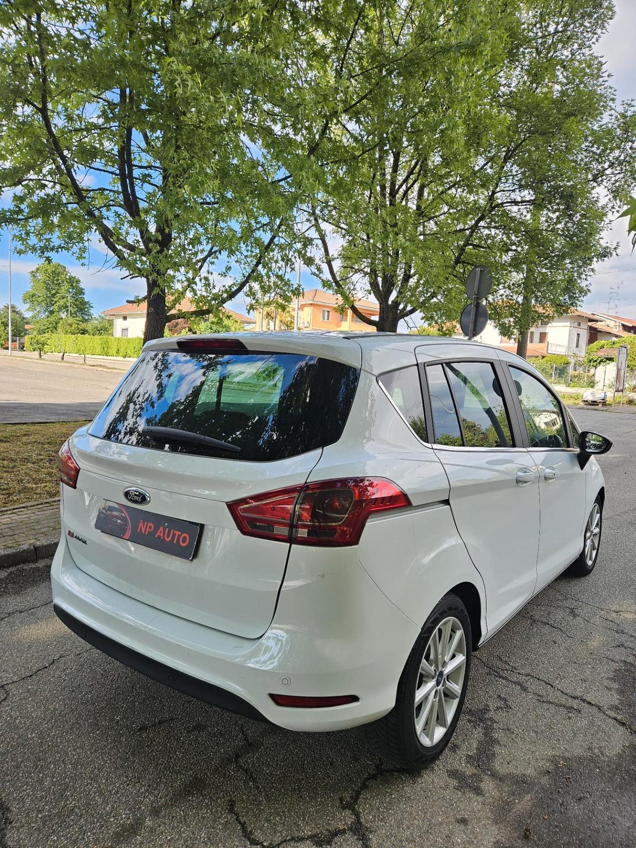 Ford B-Max 1.5 TDCi 75 CV Business Titanium
