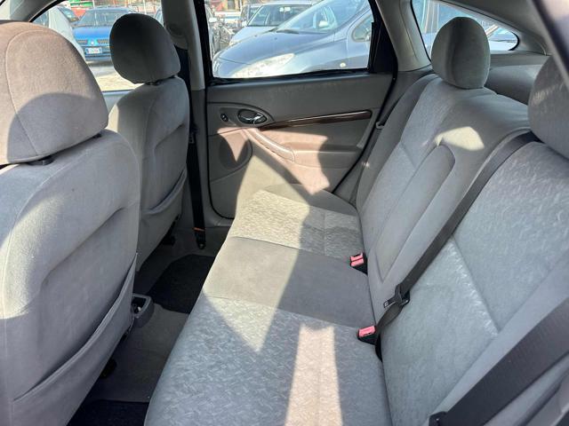FORD Focus benzina/gpl neopatentati Bellissima1.8 16V 5p.Ghia