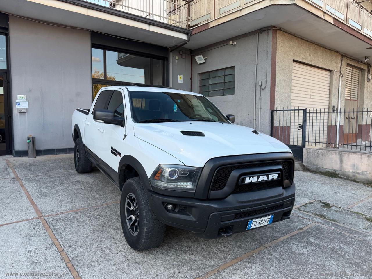 DODGE RAM 1500 5.7 V8 Crew Cab MB LaRamie 401cv at8 GPL AUTOCARRO