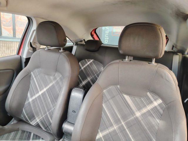 OPEL Corsa 1.2 Coupé b-Color NEOPATENTATI