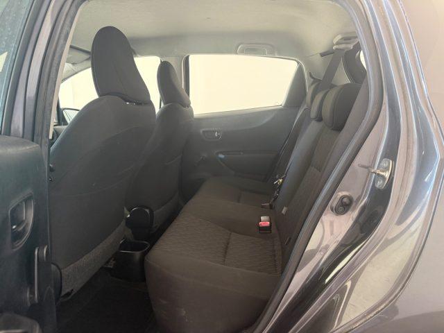 TOYOTA Yaris 1.0 5P Lounge