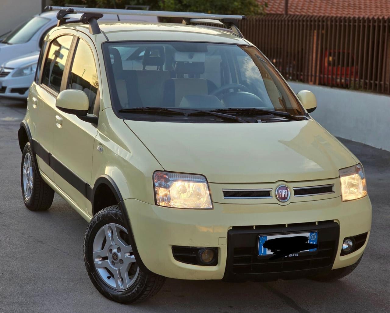 Fiat Panda 1.3 MJT 16V DPF 4x4 Climbing
