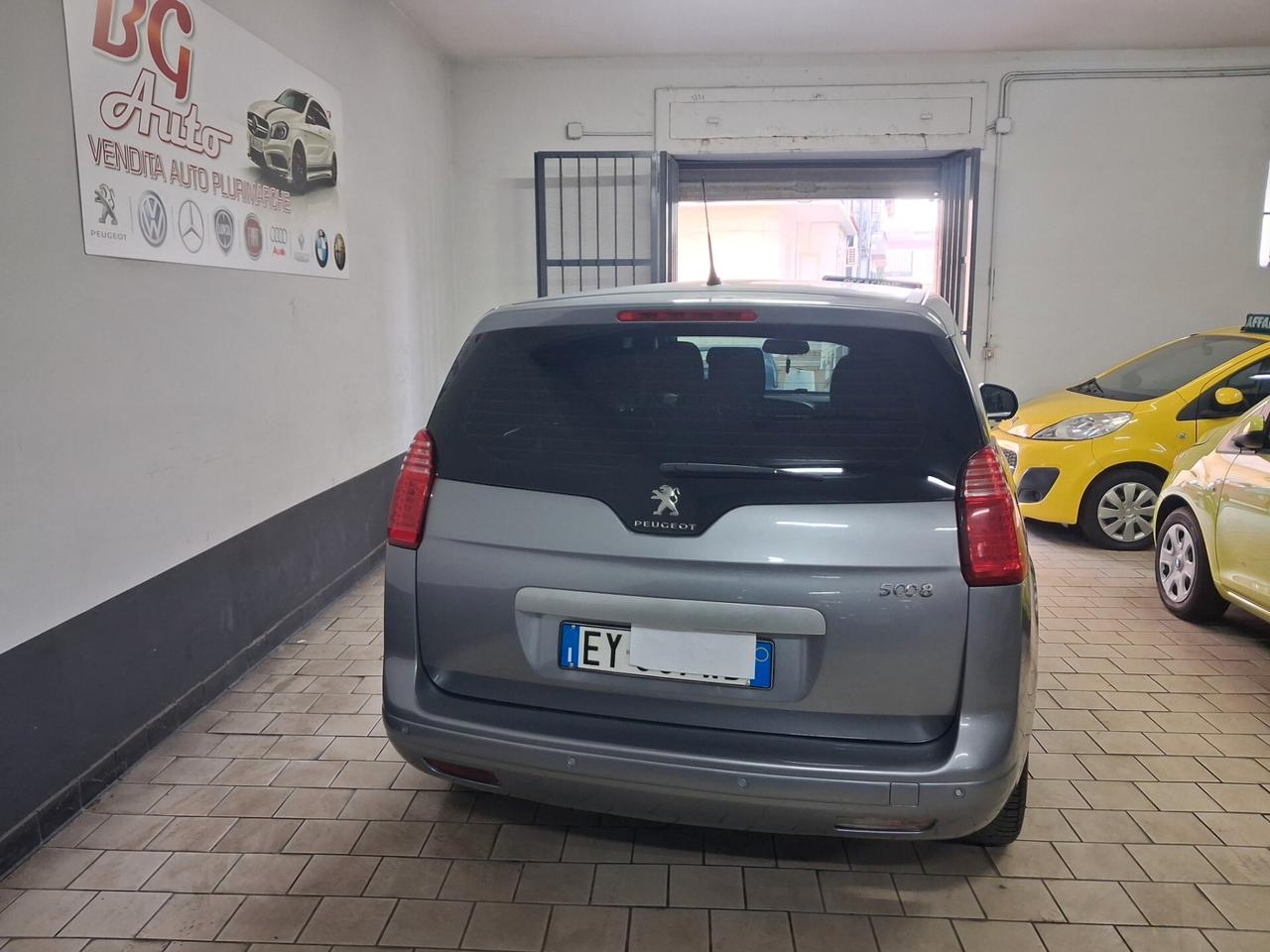 Peugeot 5008 1.6 hdi unico prop 7 posti 2015