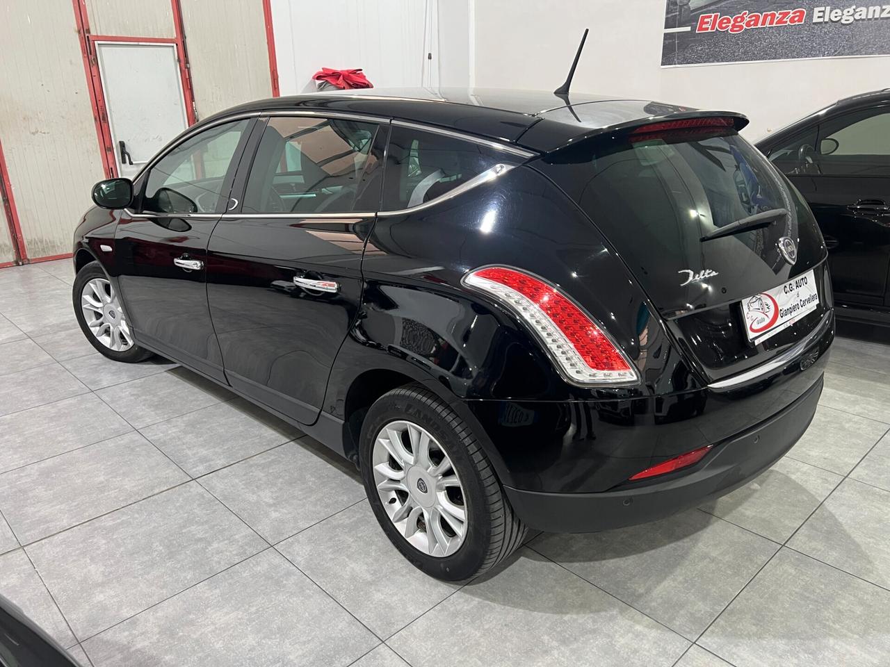 Lancia Delta 1.6 120 CV - PLATINO - 2011