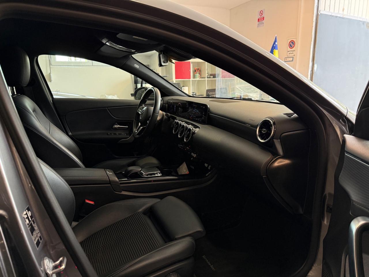 Mercedes-benz A 180 2020 NEOPATENTATi! Berlina
