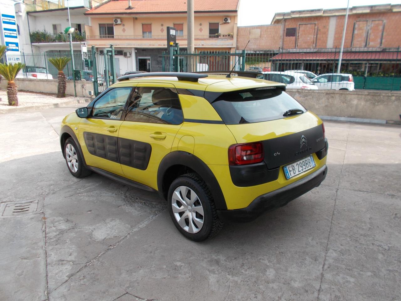 Citroen C4 Cactus BlueHDi 100 S&S Shine