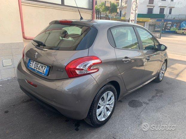 PEUGEOT 208 1400HDi