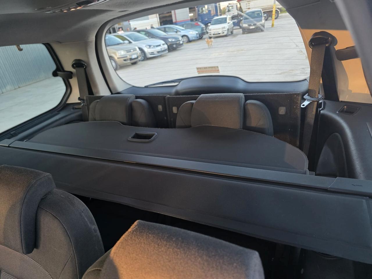 Ford Galaxy 2.0 TDCi 140 CV Ghia - 2009 7 POSTI