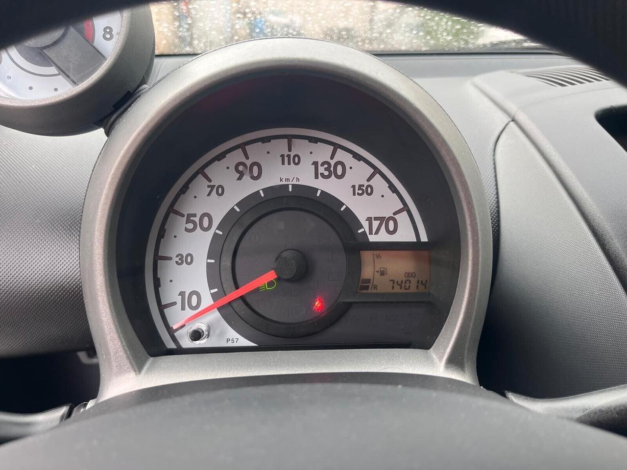 Peugeot 107 1.0 68CV 5p. Allure 70.000KM